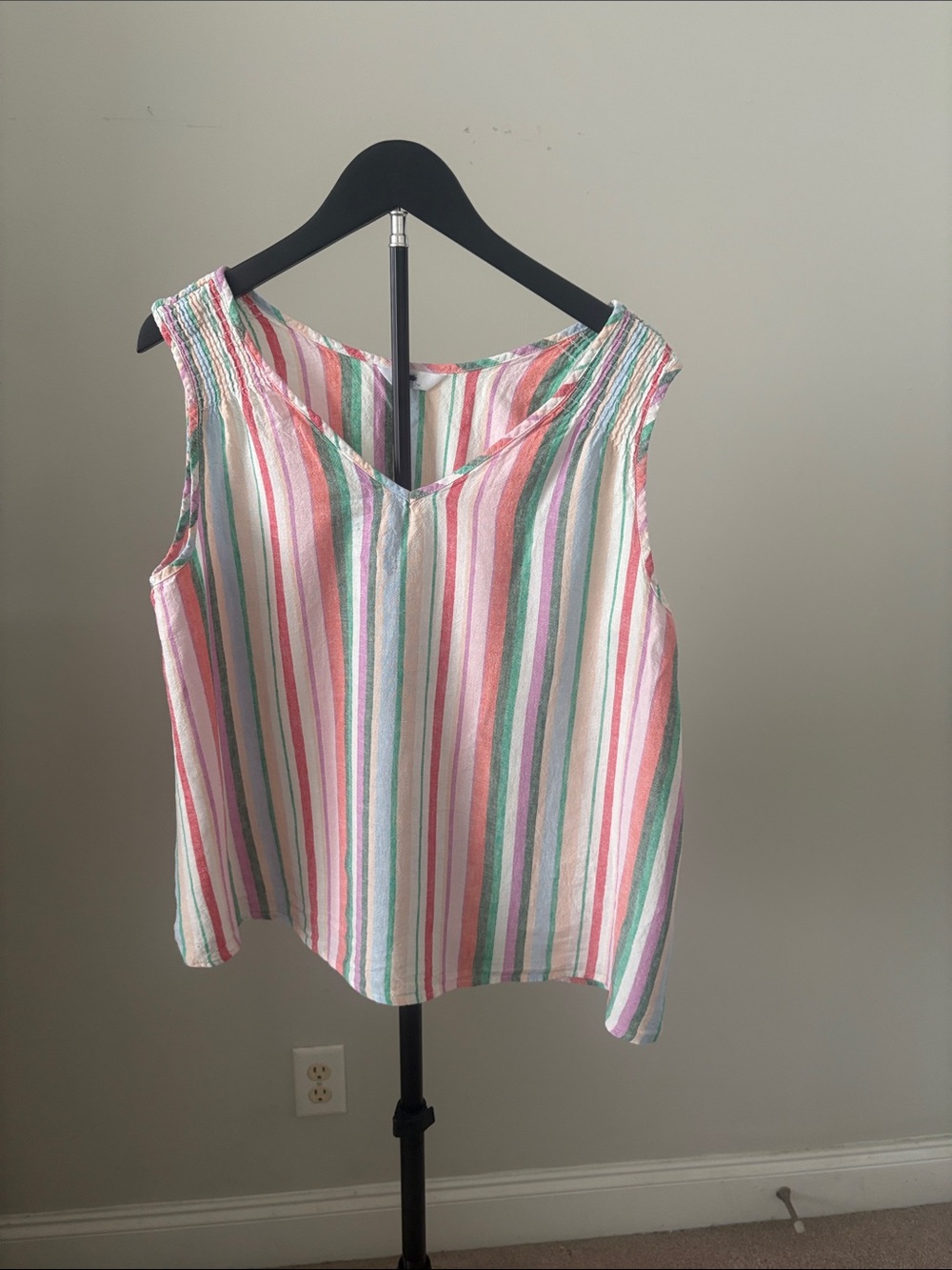 Linen Striped Sleeveless Women's Top 
Ruching detail on shoulders